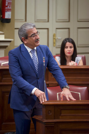 Román Rodríguez en el Parlamento