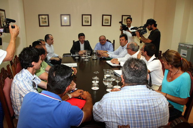 Reunión del Viceconsejero de Pesca del Gobierno con representantes de Lanzarote y La Graciosa