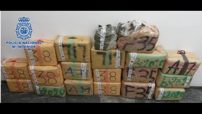 542 kilos de hachis llegados en una patera al Norte de Lanzarote