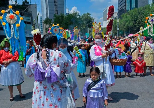 Mujeres-mazahuas-marcha sobre México capital. Sept 2021