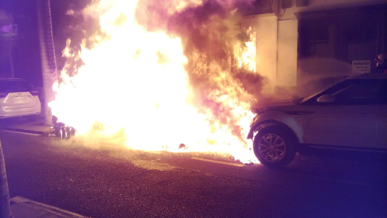 Gran incendio en la calle Triana