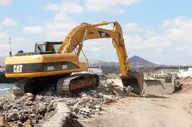 Demolición de una vivienda de la DISA