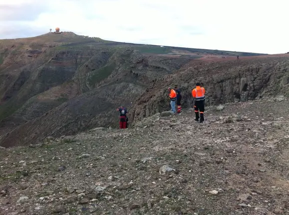 Rescate del cuerpo del fallecido