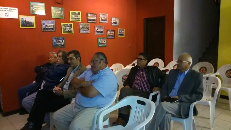 Asistentes a la presentación de "El Cacharro"
