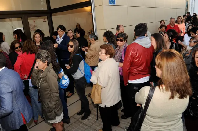 El público abarrotó el Teatro Insular