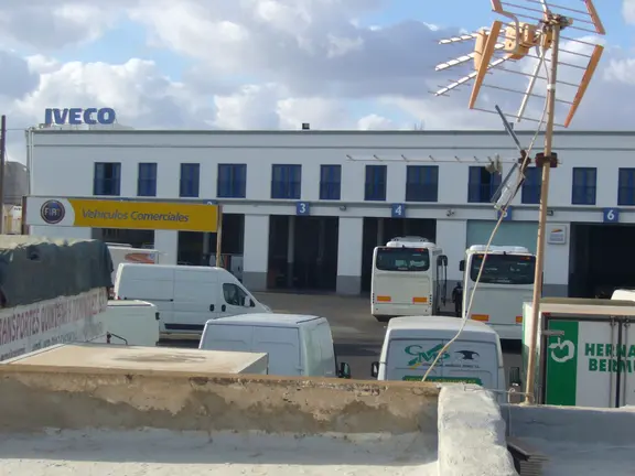 fotos del solar instalaciones iveco argana alta 006