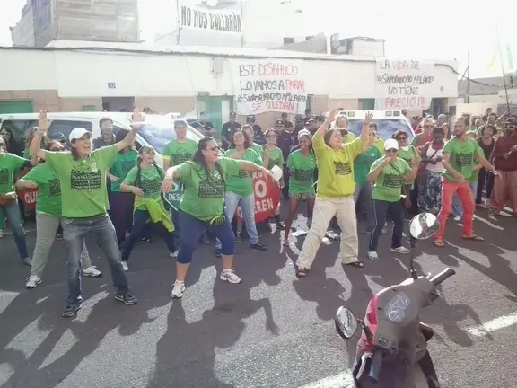 Alegría tras evitar el desahucio