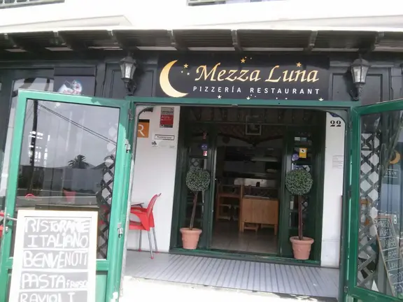 Mezza Luna