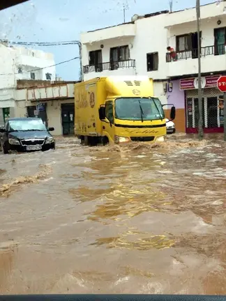 Fuerte barrancada