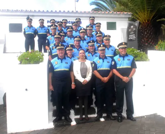 POLICIA GRUPO 5