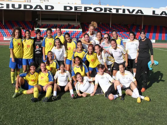 FUTBOL FEMENINO (12)