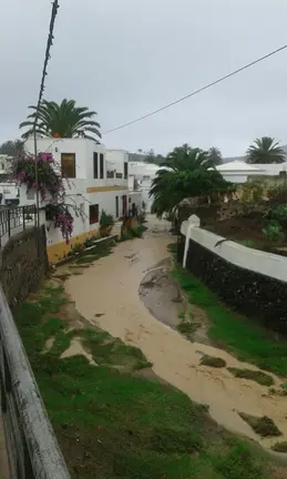 Corre el Barranco de Haría