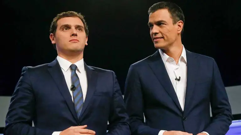 Pedro-Sanchez-y-Albert-Rivera--durante-la-pasada-campana-electoral-