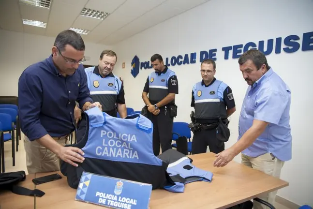 Polic&iacute;a Teguise