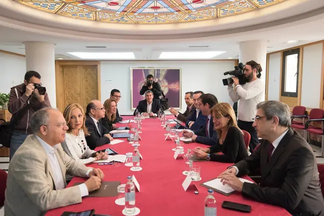 Reunión de Grupos Políticos del Parlamento Canario