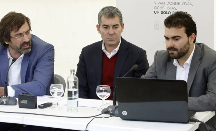 Fernando Clavijo en la presentación de las partidas