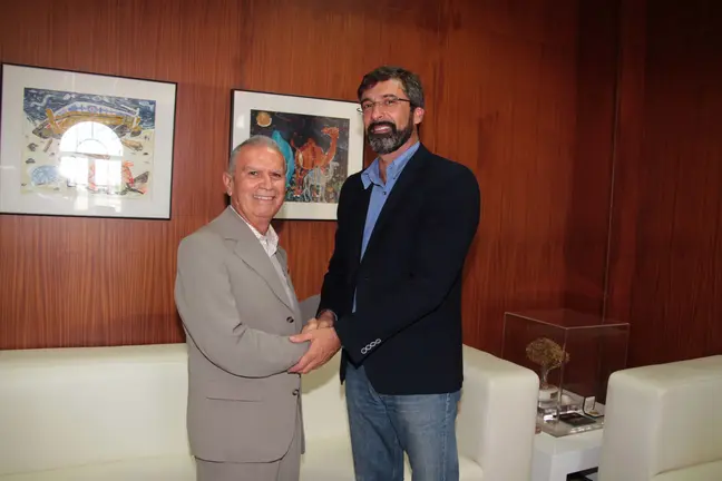 Francisco José Navarro con el Presidente del Cabildo