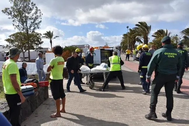 Desembarco de los cuerpos de los fallecidos