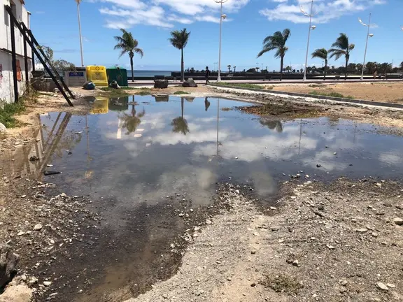 Aguas fecales en Arrecife