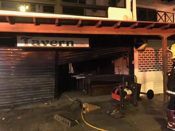 Incendio de un pub en Puerto del Carmen