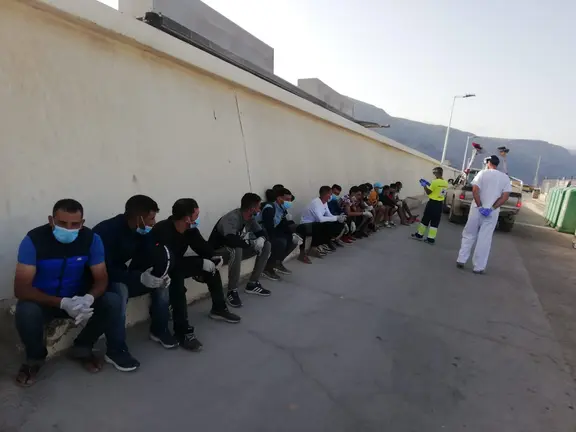 Inmigrantes desembarcados en La Graciosa