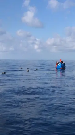 Nueva patera en aguas de La Graciosa