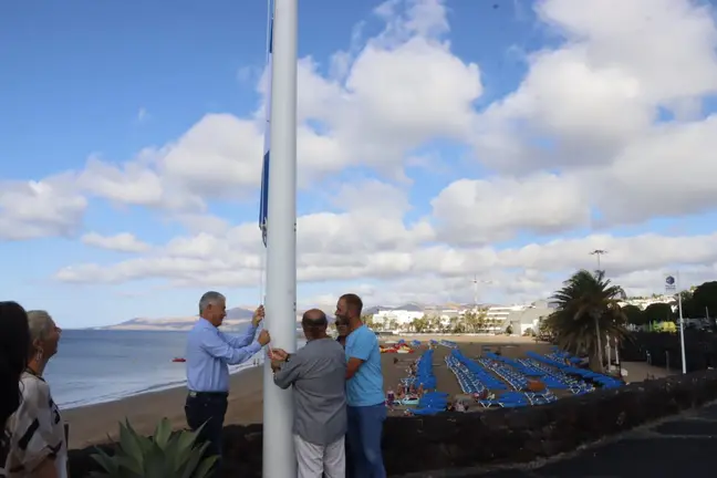 Banderas azules en las playas de Tías