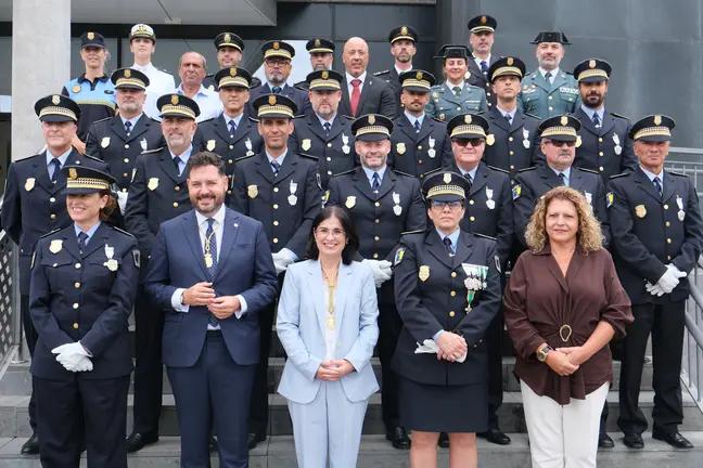 Darias destaca el papel de la Polic&iacute;a Local en un nuevo modelo de ciudad m&aacute;s pr&oacute;ximo a la ciudadan&iacute;a 3