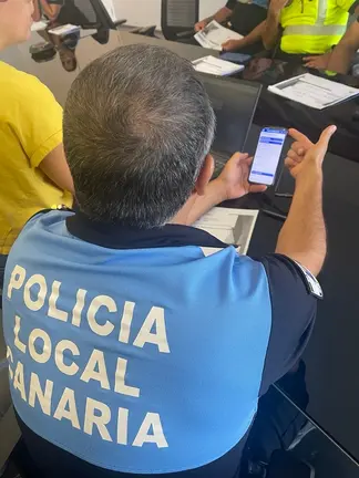 Polic&iacute;a formaci&oacute;n sanciones