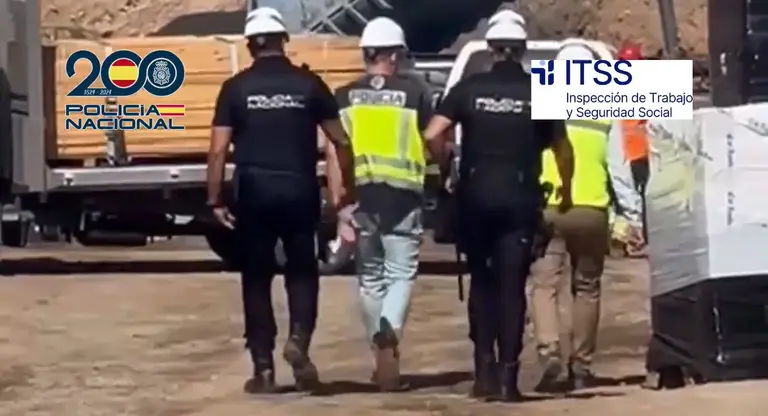 Polic&iacute;a e Inspecci&oacute;n de Trabajo interviniendo en una de las obras