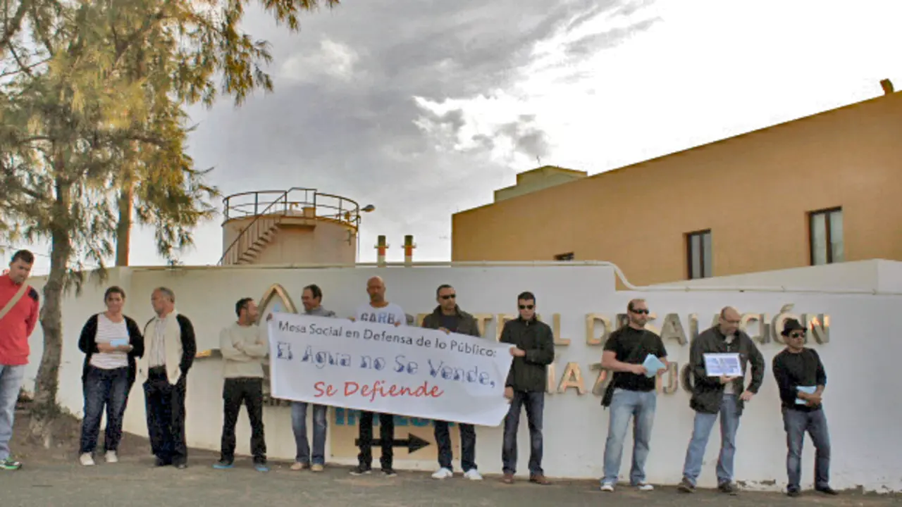 Concentración contra la Privatización del Agua