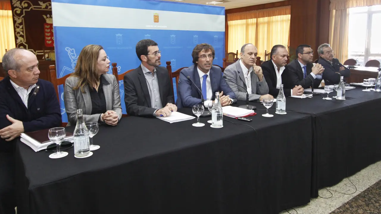 Los Alcaldes pretenden privatizar Inalsa