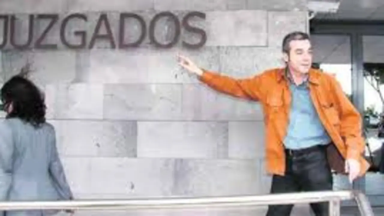 Carlos Espino
