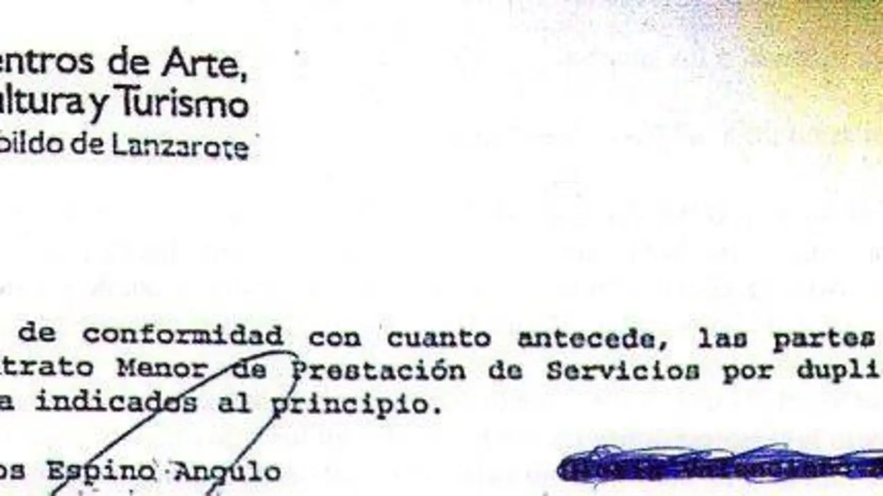Firma de Carlos Espino