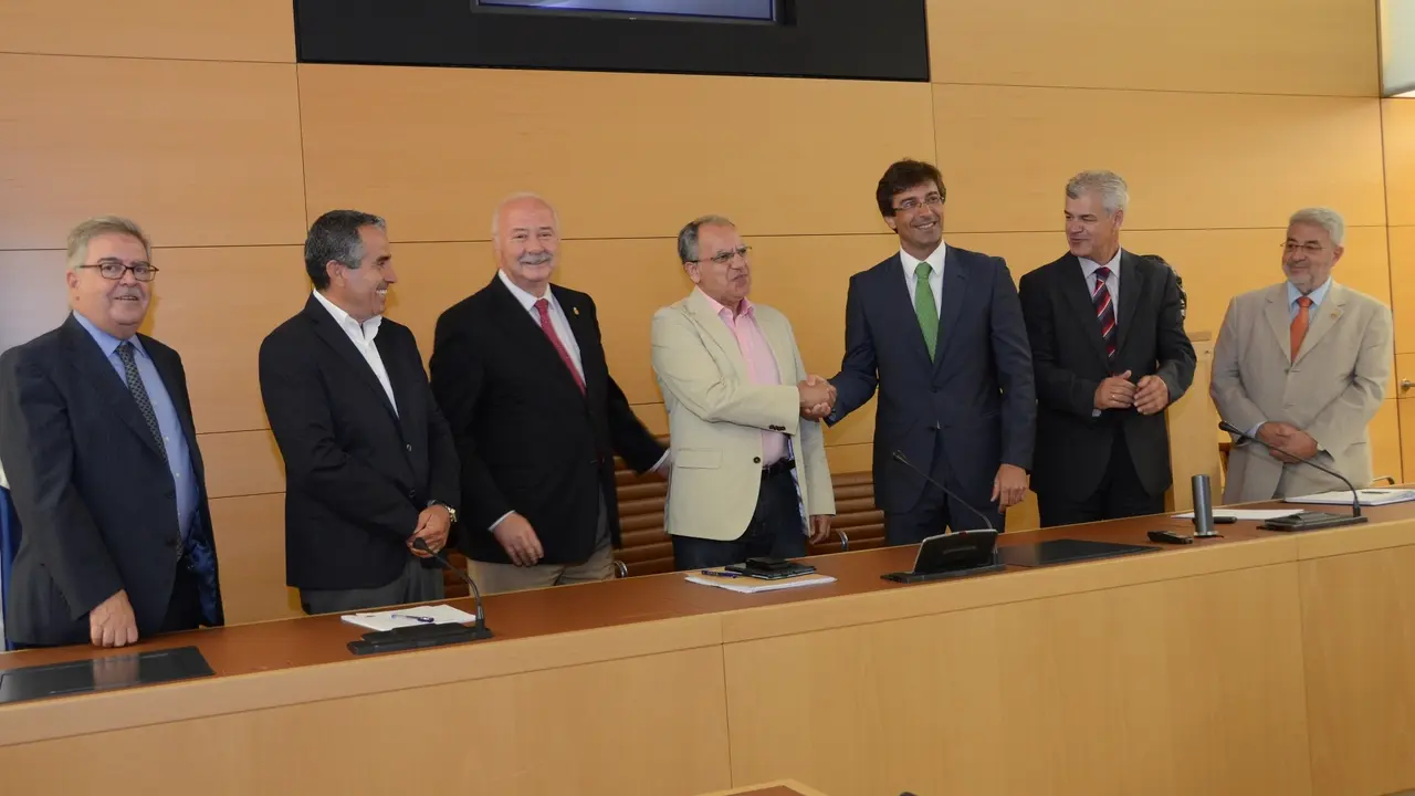 Casimiro Curbelo le cede el testigo de la Fecai a Pedro San Ginés