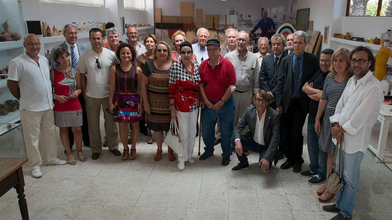 Patronos de la FCM y familiares de César Manrique en la casa Museo de Haría