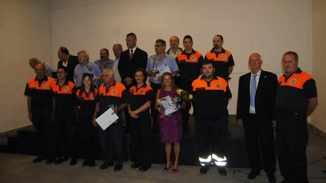 Miembros de Protección Civil de Guía