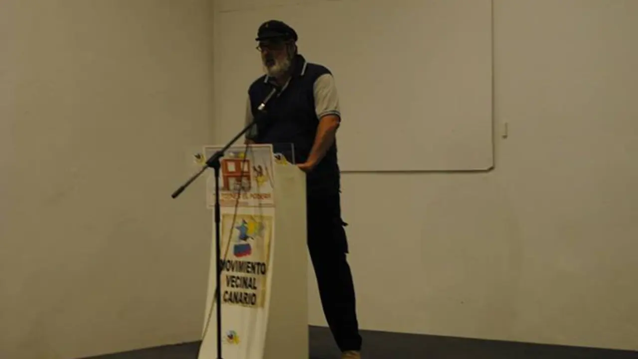 Intervención de Manolo Gutiérrez durante el X Certamen MOVECAN