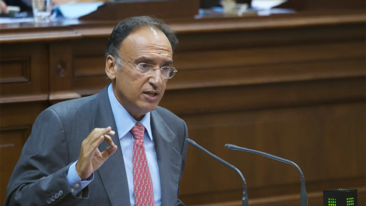 Manolo Fajardo Palarea, portavoz del PSOE en el Parlamento