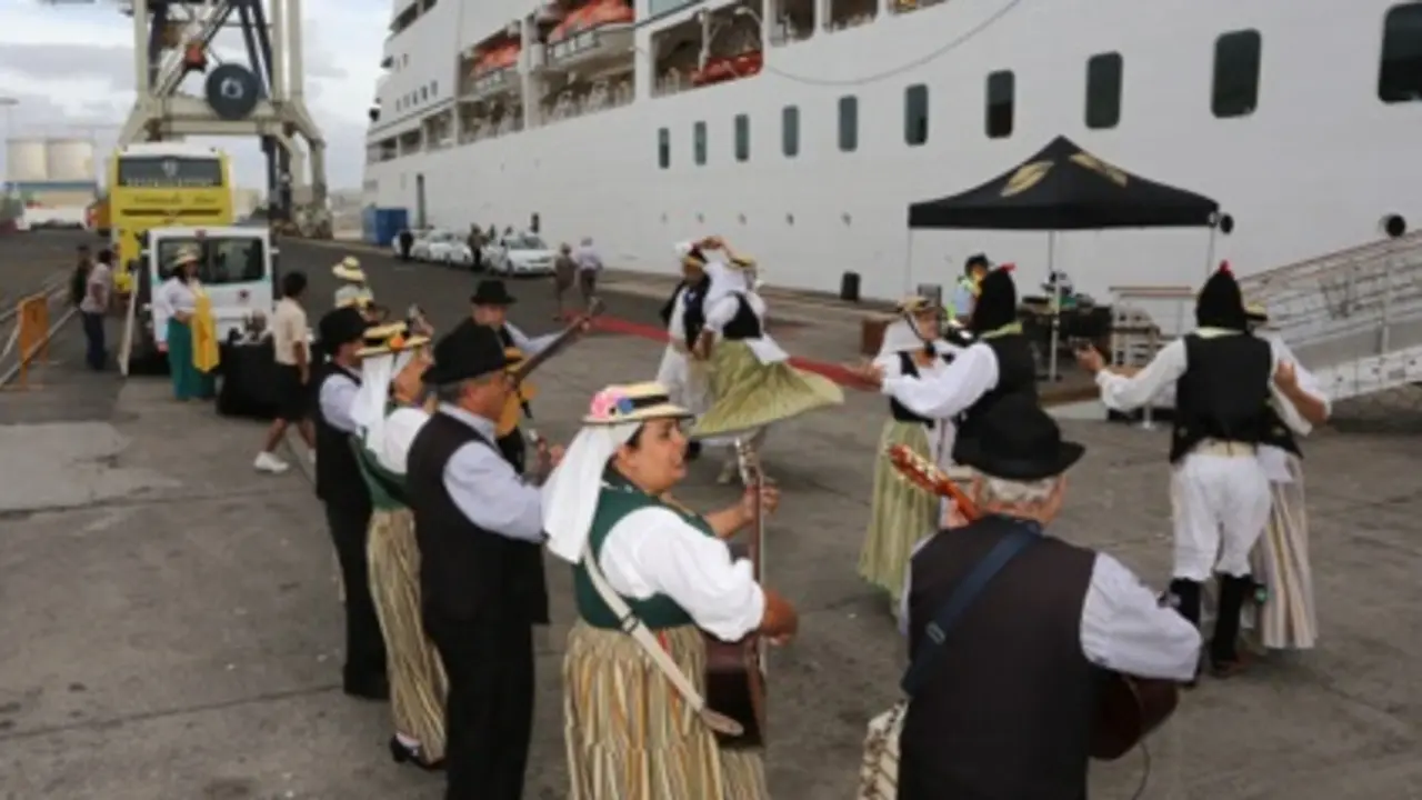 Recibimiento al Seabourn Quest