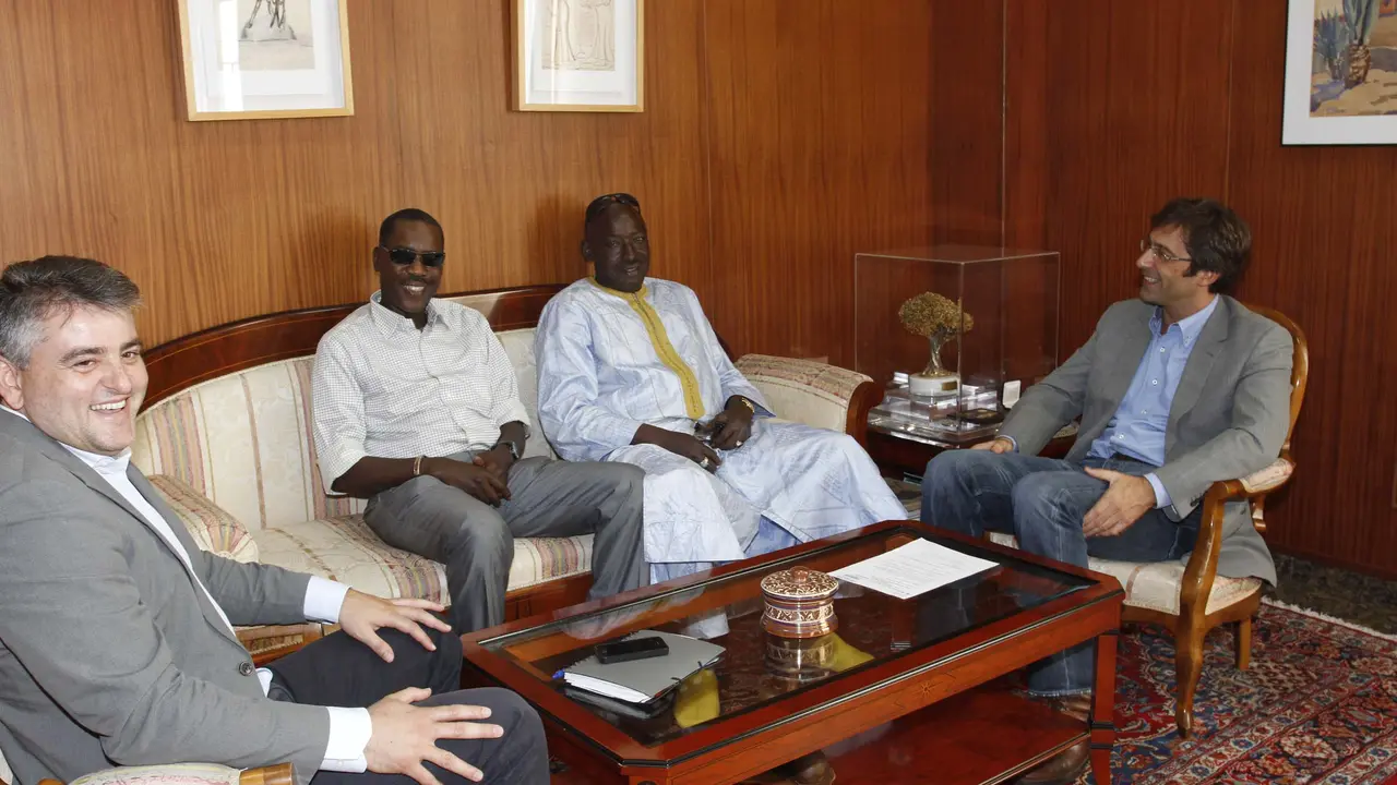 Representantes de la Comunidad Senegalesa