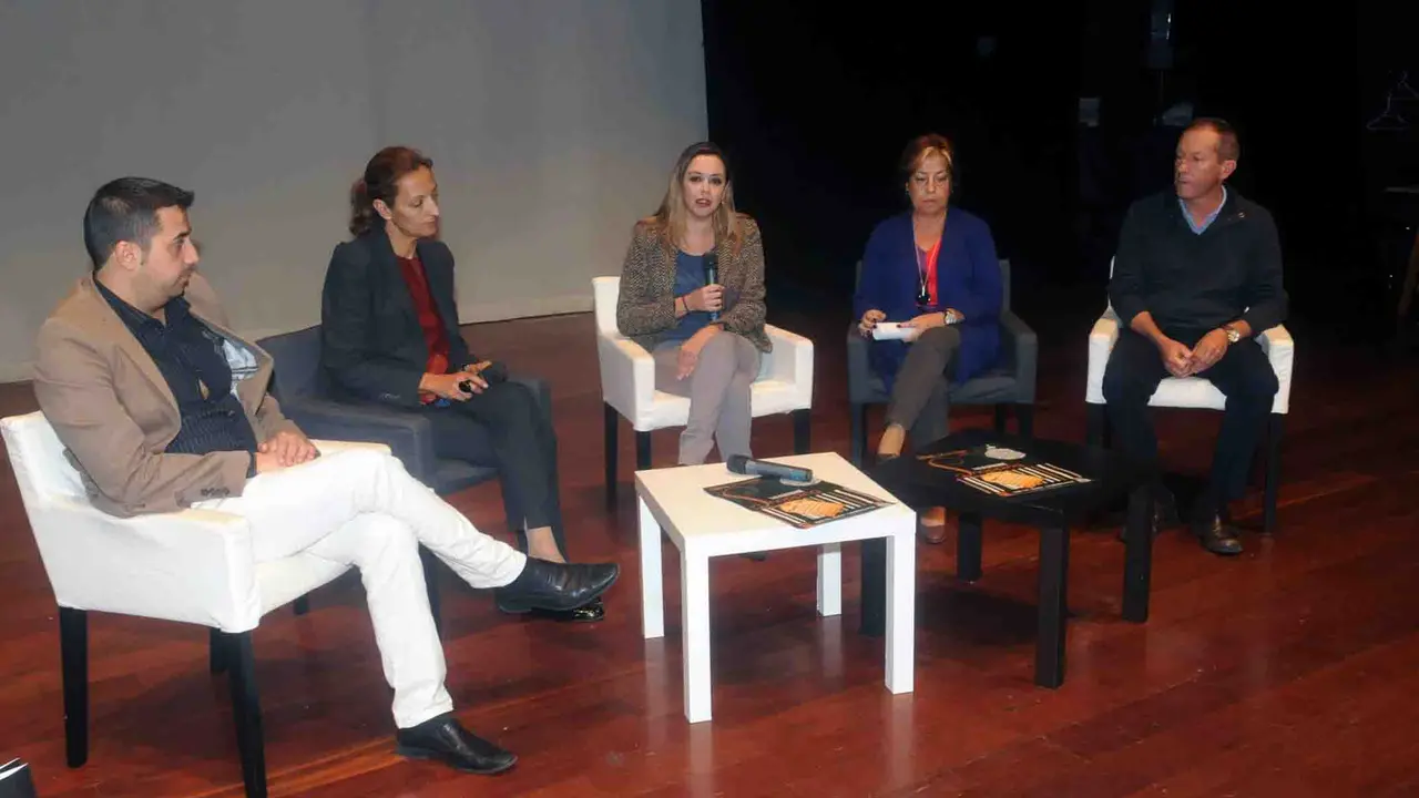 RUEDA PRENSA ACTOS NAVIDEÑOS 2