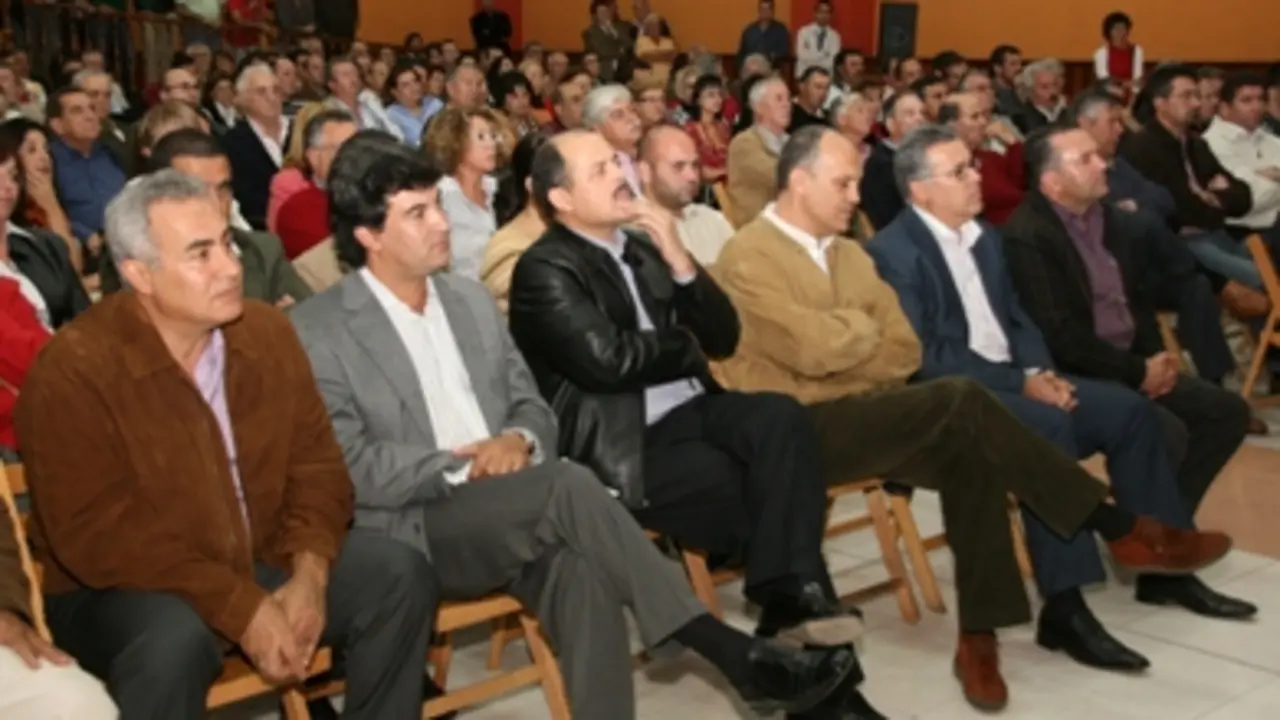 Acto político celebrado en el C.S.C. de Valterra