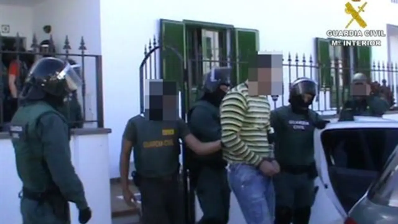 Detenidos por la Guardia Civil