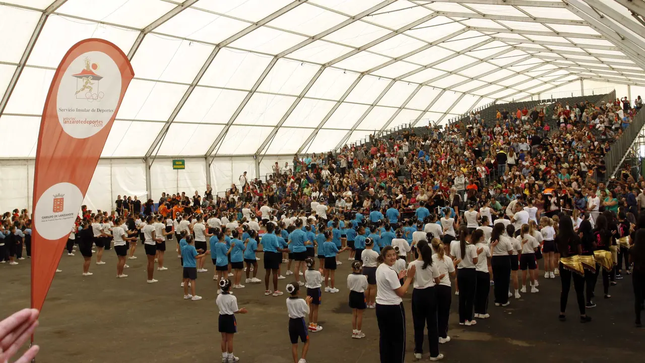 Comienzo del XXII Festival de Gimnasia "Lolina Curbelo"