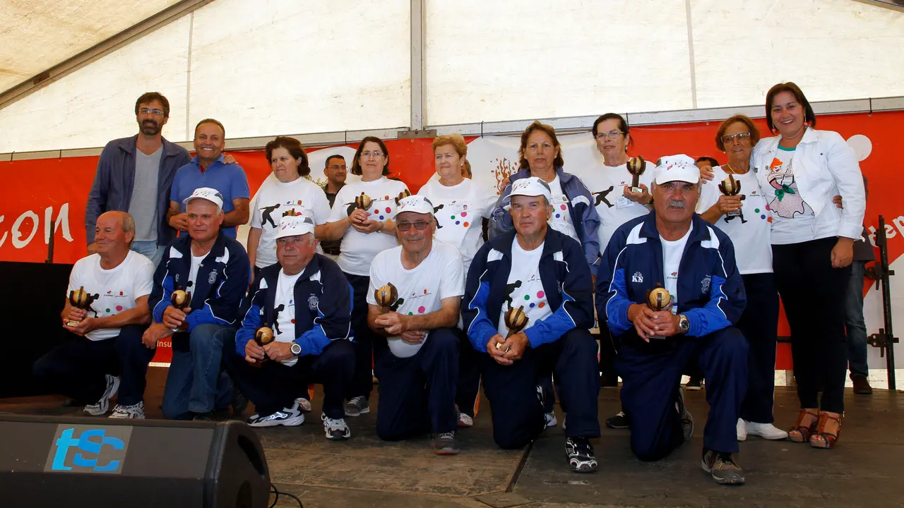 ganadores-as, juntos (1)