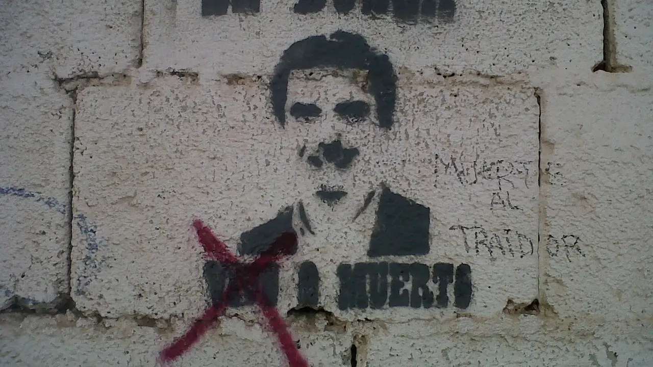 Graffitis con la imagen de Soria