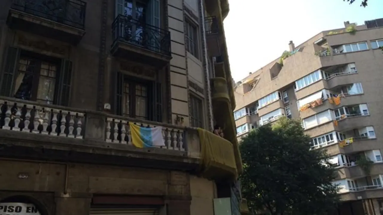 Bandera Canaria en la Diada