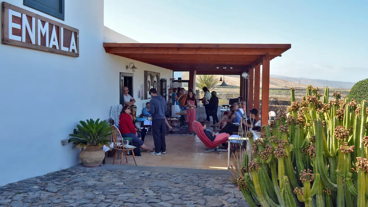 Terraza-caf&eacute; ENMALA
