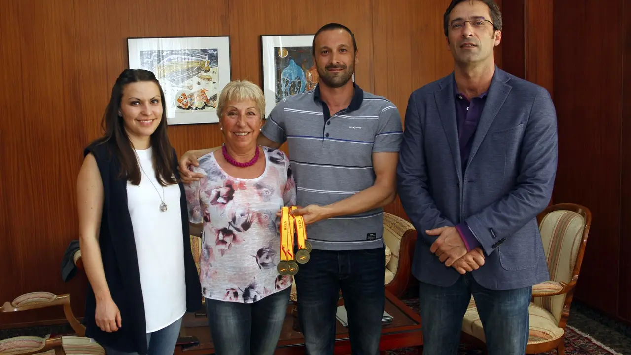 San Ginés recibió a los medallistas